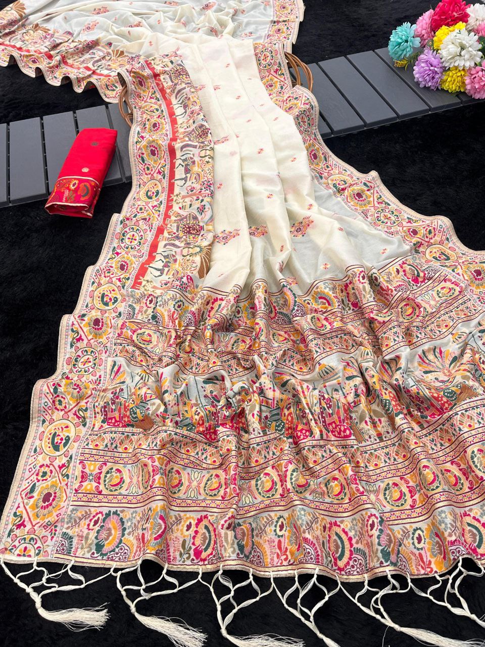 Royal Soft Silk Saree with Intricate Pashmina Work & Contrast Butti Blouse - OFF WHITE