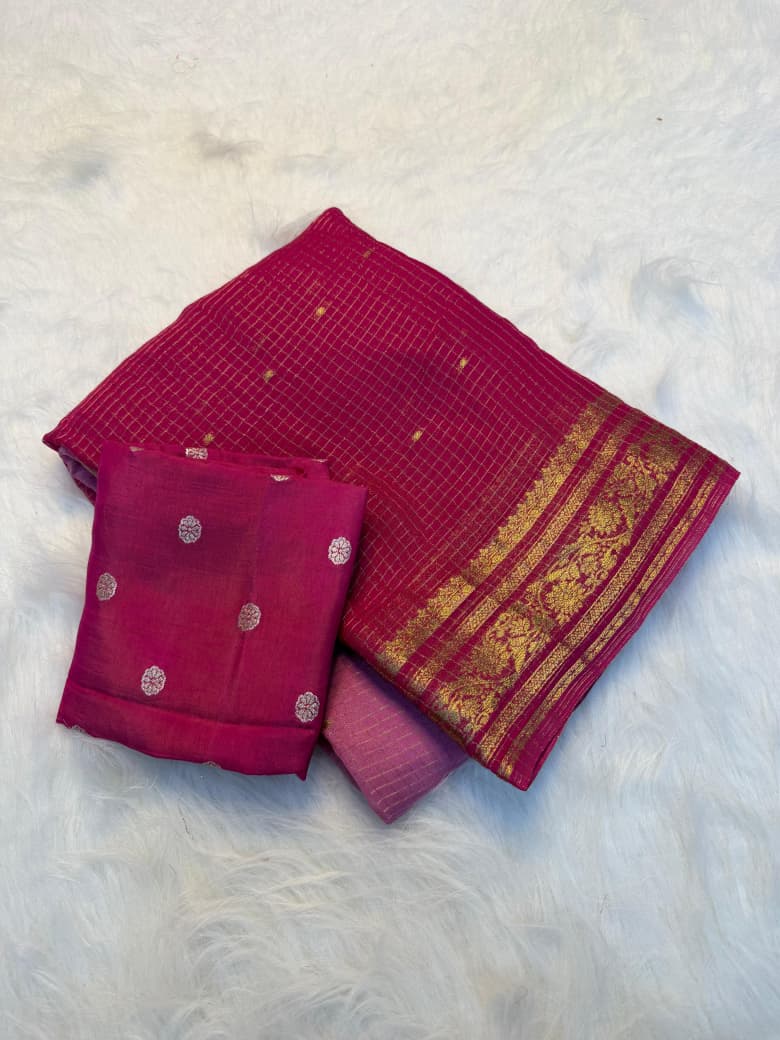 Elegant Viscose Georgette Saree with 2D Concept & Premium Dola Silk Blouse- PINK