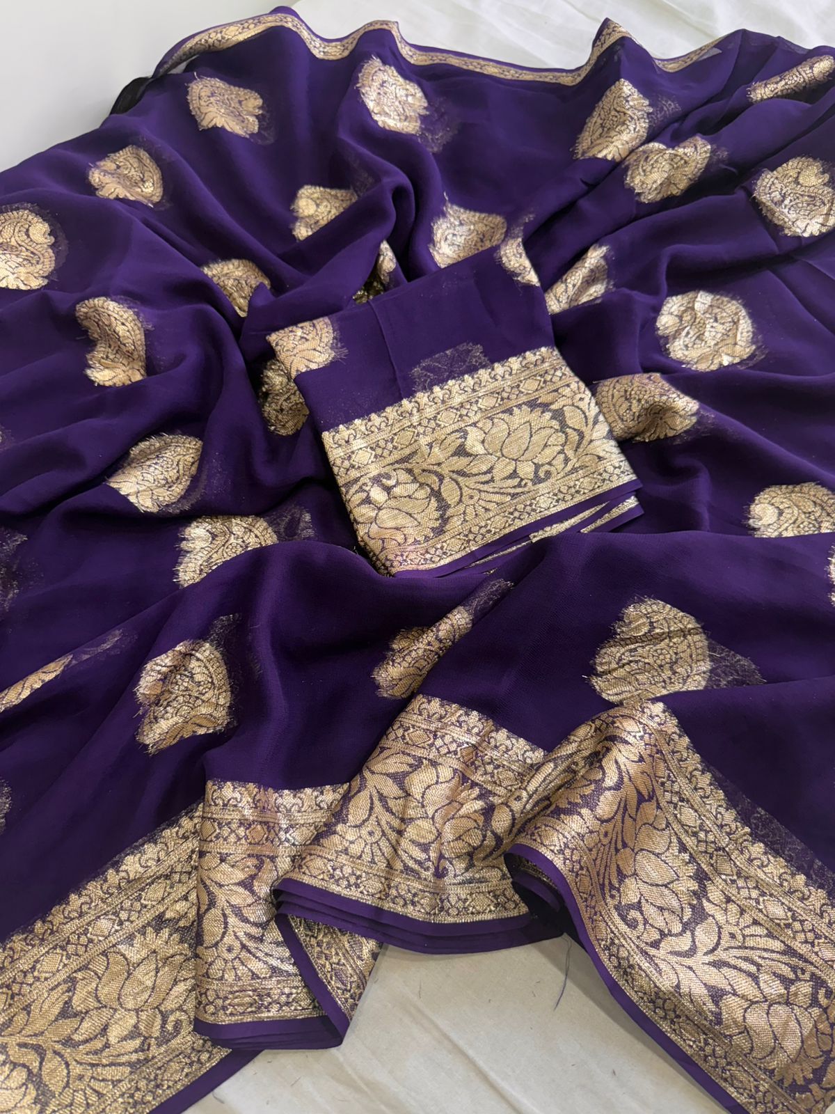 Elegant Viscose Georgette Dark Purple Saree With Running Blouse