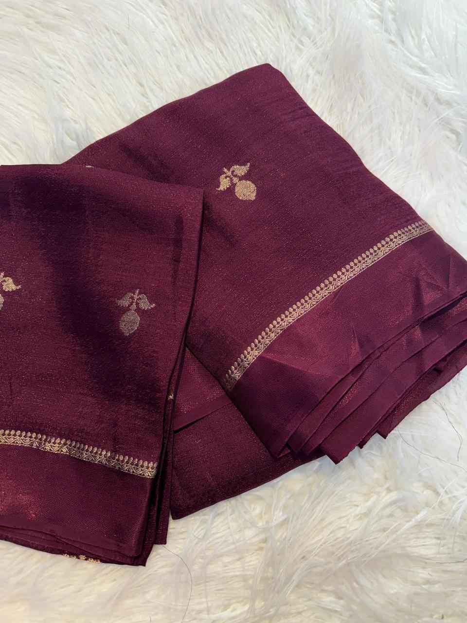 Elegant Woven Designer Saree with Minimal Motif Detailing and Rich Border : maroon