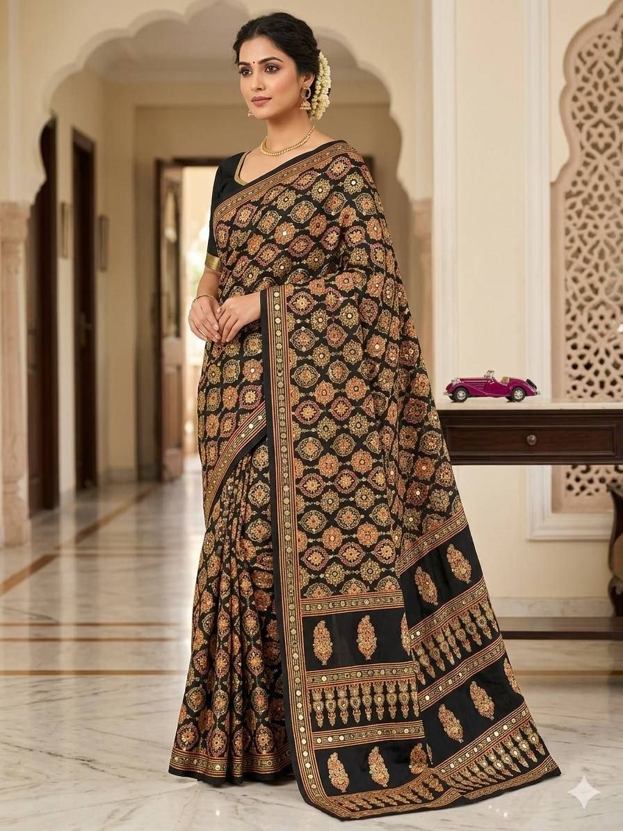 Royal  Banarasi Style Woven Saree with Traditional Motifs - BLACK