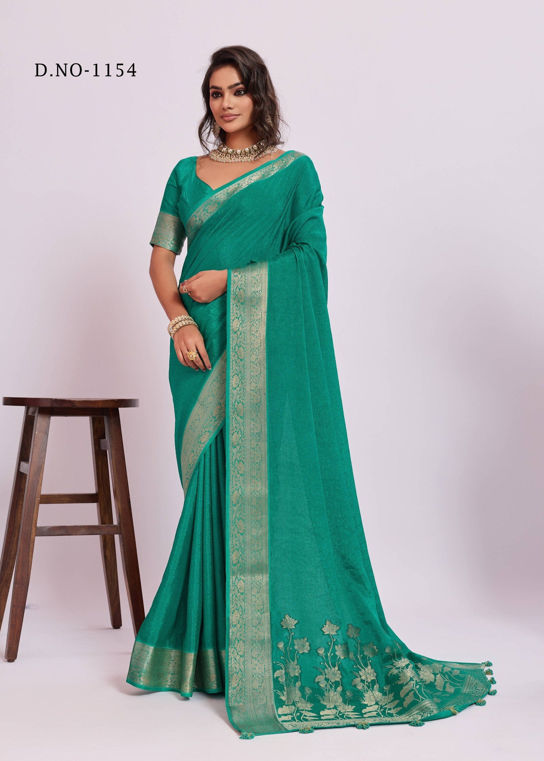 Royal Weaving Chinno Fabric Saree With Floral Pallu & Rich Heavy Border - SEA GREEN