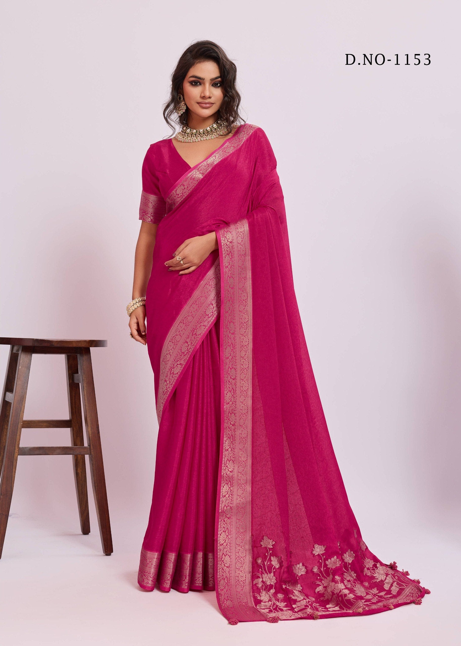 Royal Weaving Chinno Fabric Saree With Floral Pallu & Rich Heavy Border - PINK