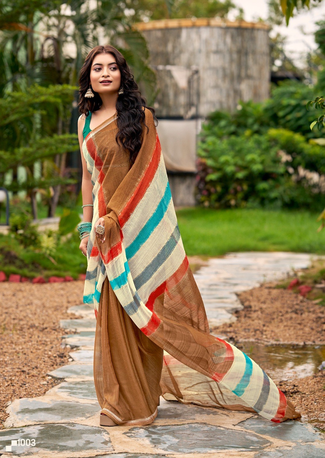 Graceful Chiffon Saree with Artistic Brush Print and Woven Border -BROWN